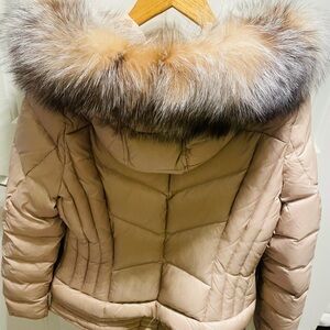 Dawn Levy pale pink puffer with fur trim removable hood